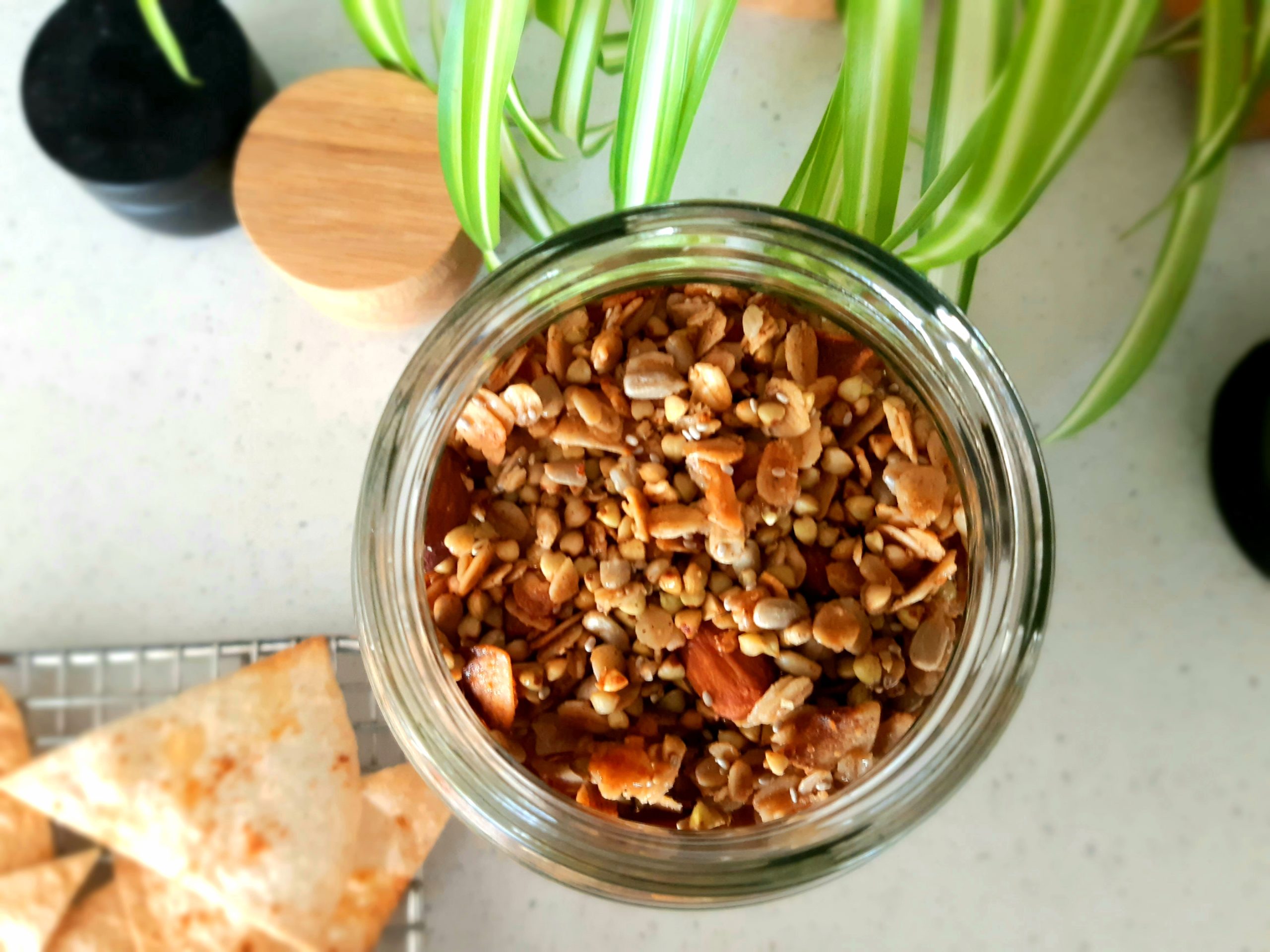 TEA crunchy buckwheat granola